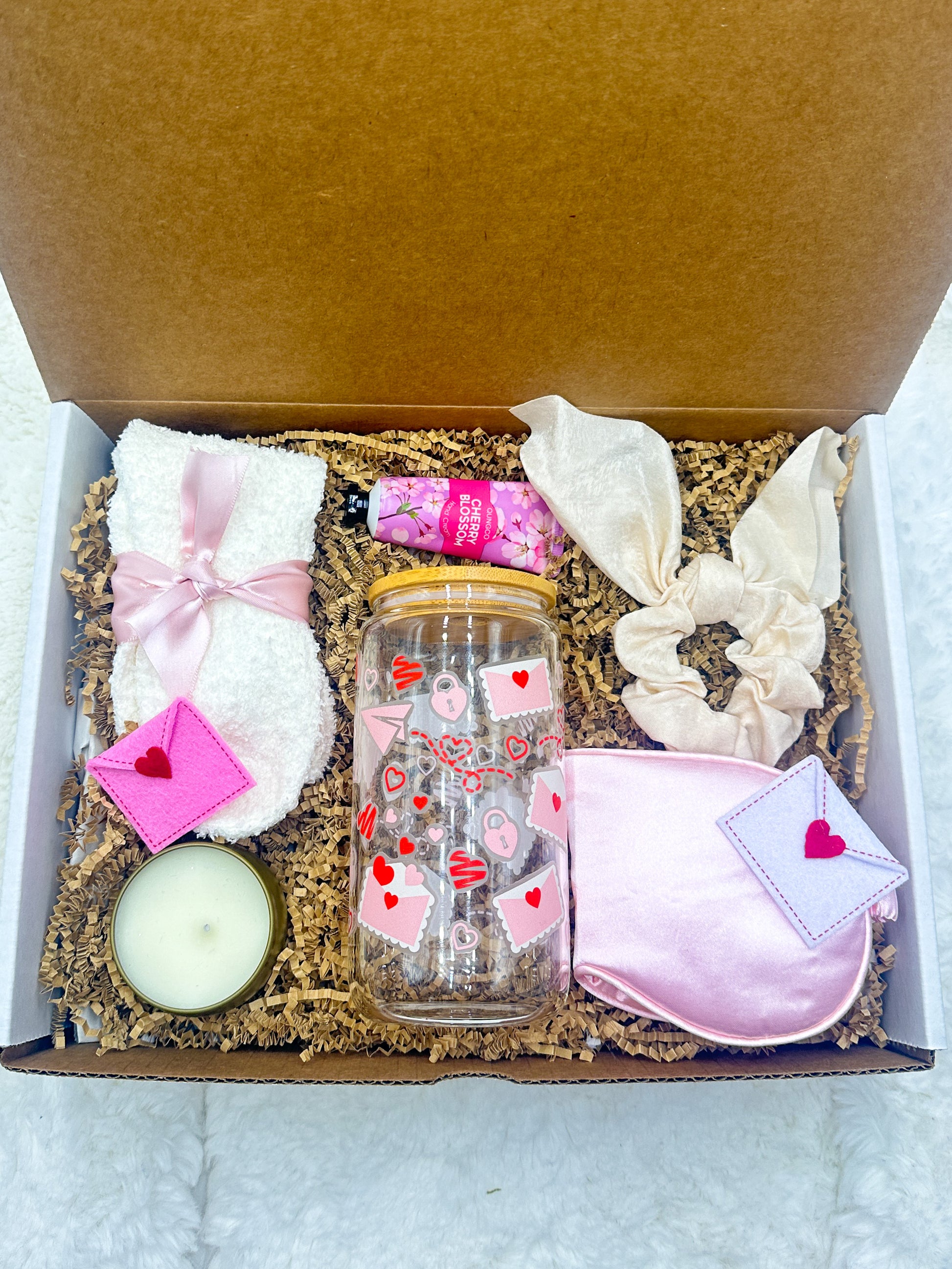 Women gift box valentines day gift idea best friend gift box birthday gift pink gift box girlfriend gift box valentine's day accessories galentines day gift box