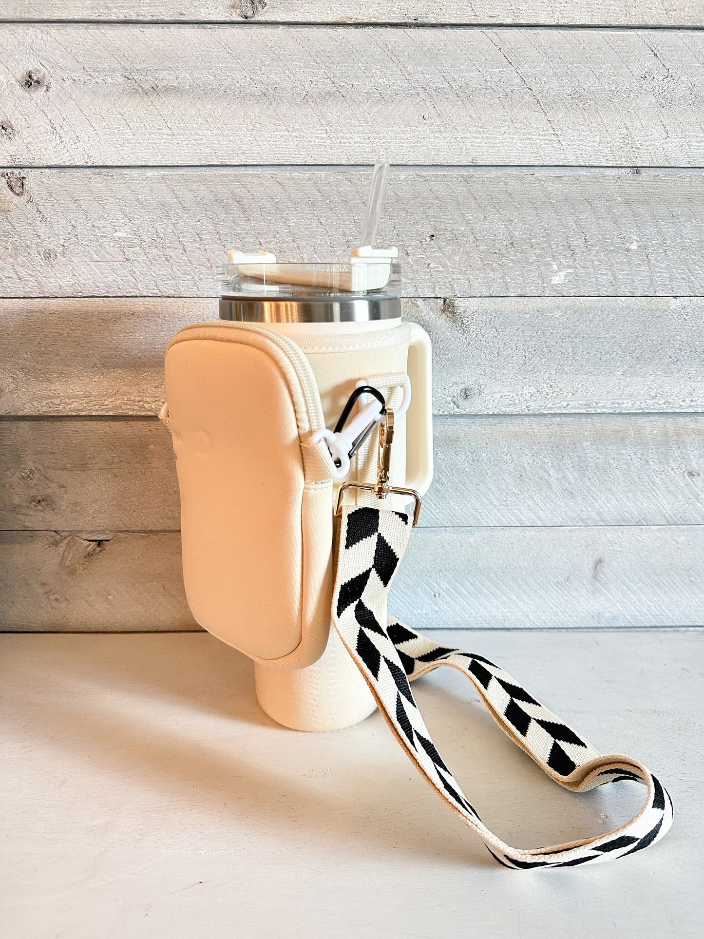 Checker Tumbler Carrier