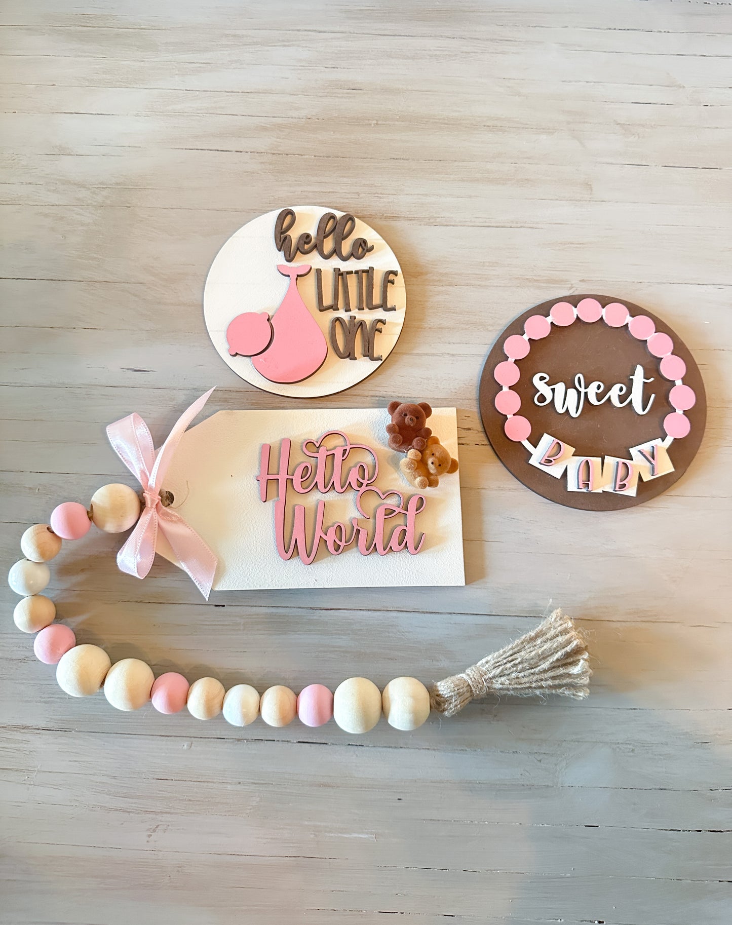 It's a Baby Girl Gift Box